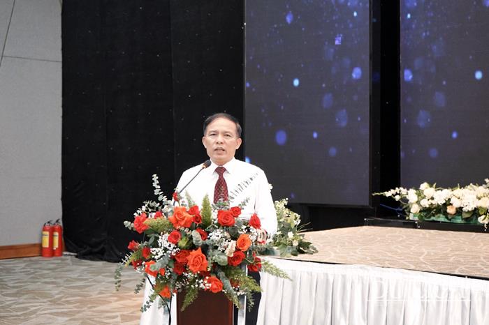 Phó Tổng cục trưởng Tổng cục Du lịch Ngô Hoài Chung phát biểu khai mạc hội thảo